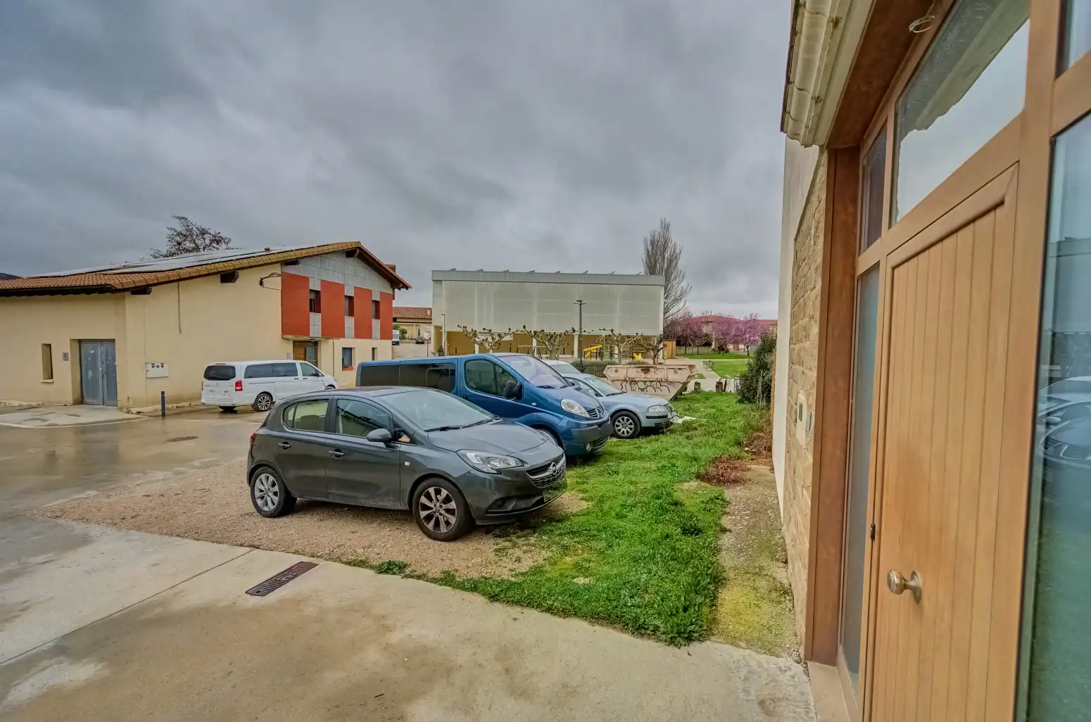 Parking of Land for sale in Galar