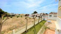 Apartament en venda en Alcanar amb Jardí privat, Terrassa i Alarma