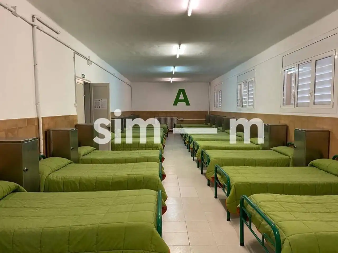 Schlafzimmer von Gebäude zum Verkauf in Tona