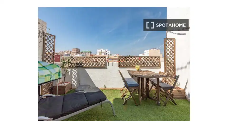 Fotografía del inmueble reportado: 1.200 €/mes — El Cabanyal – El Canyamelar, Valencia