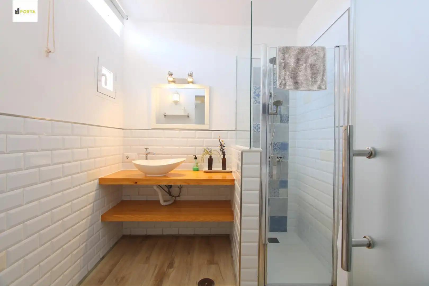 Attic for sale in Centro - Calzada - Cabo Noval