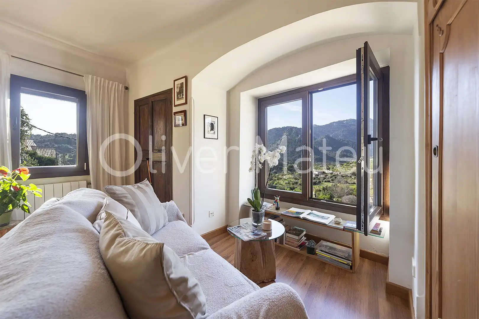 Living room of Houses for sale in Bunyola  with Heating, Private garden and Terrace