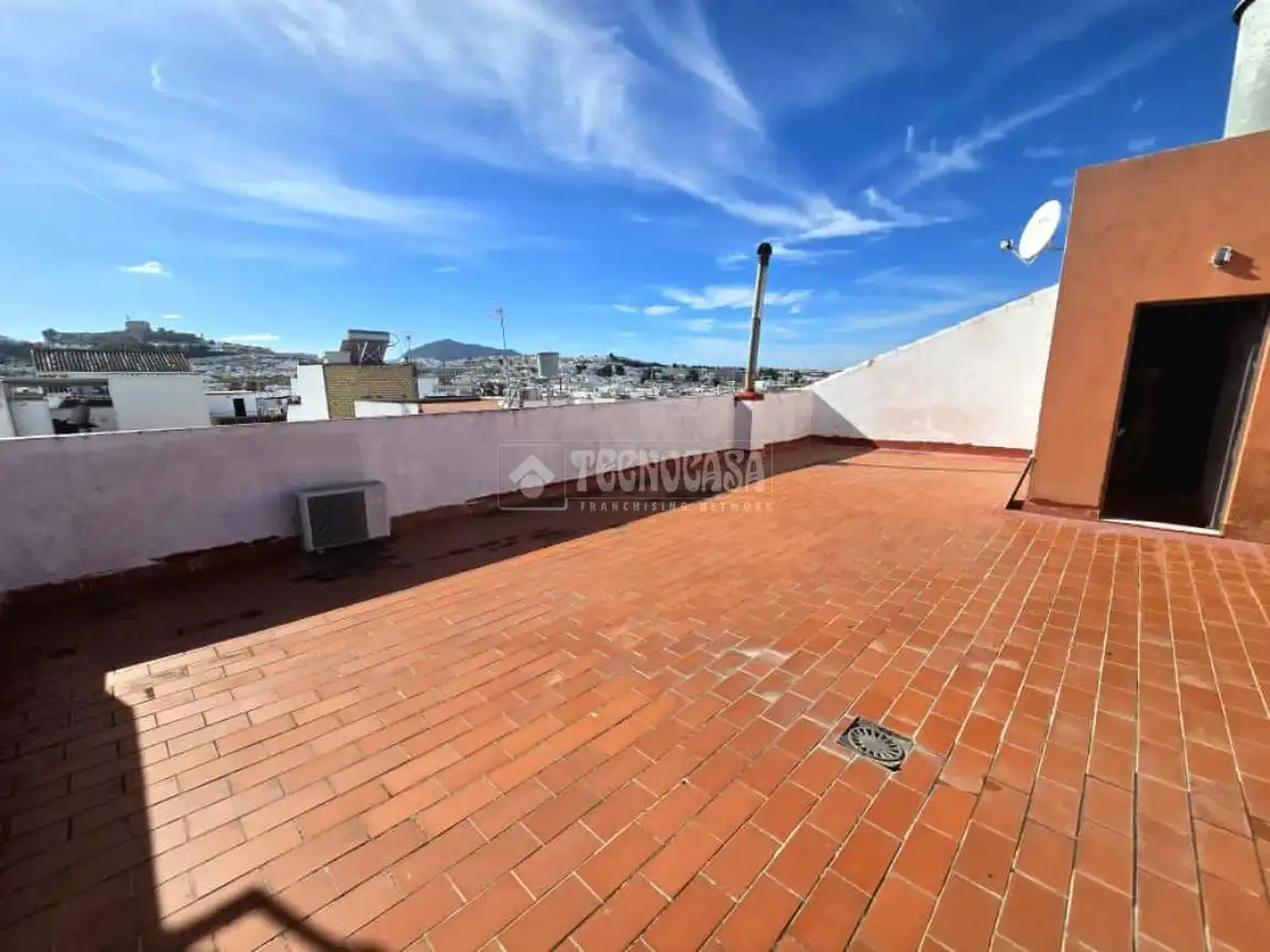 Terrace of Detached homes for sale in Morón de la Frontera  with Air Conditioner and Balcony