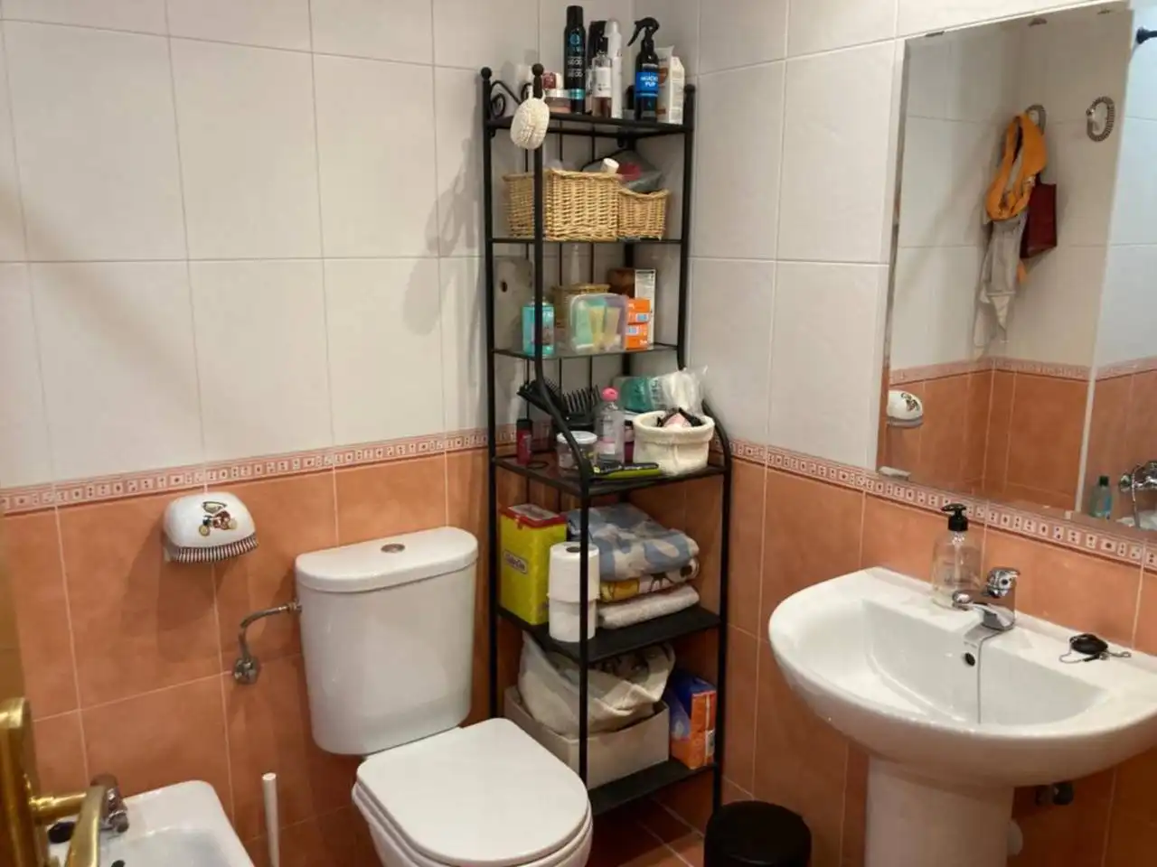 Baño de Casa adosada en venta en Arroyo de la Encomienda con Aire acondicionado, Calefacción y Jardín privado