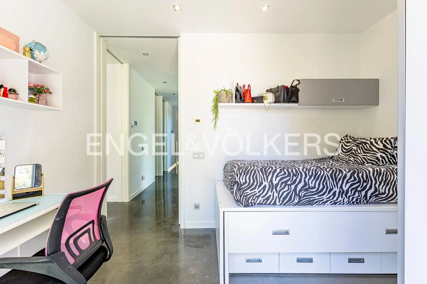 Bedroom of Houses for rent in Castelldefels  with Air Conditioner, Heating and Private garden