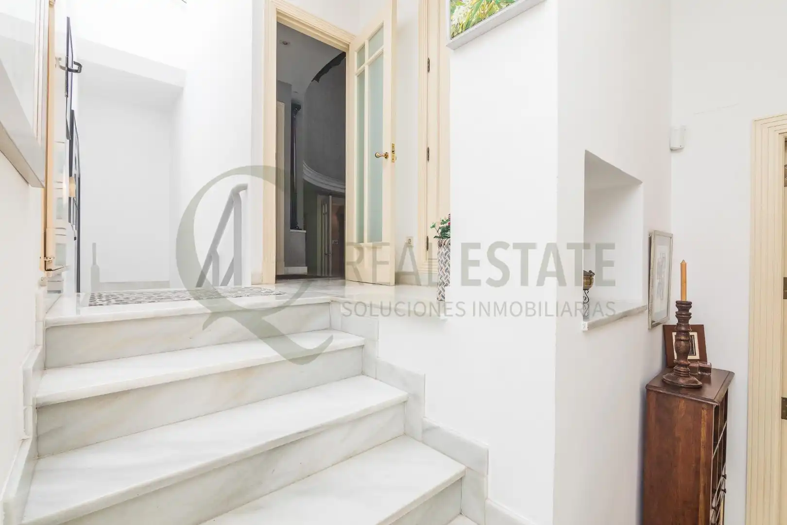 Vista exterior de Casa o xalet en venda en Alicante / Alacant amb Calefacció, Jardí privat i Terrassa