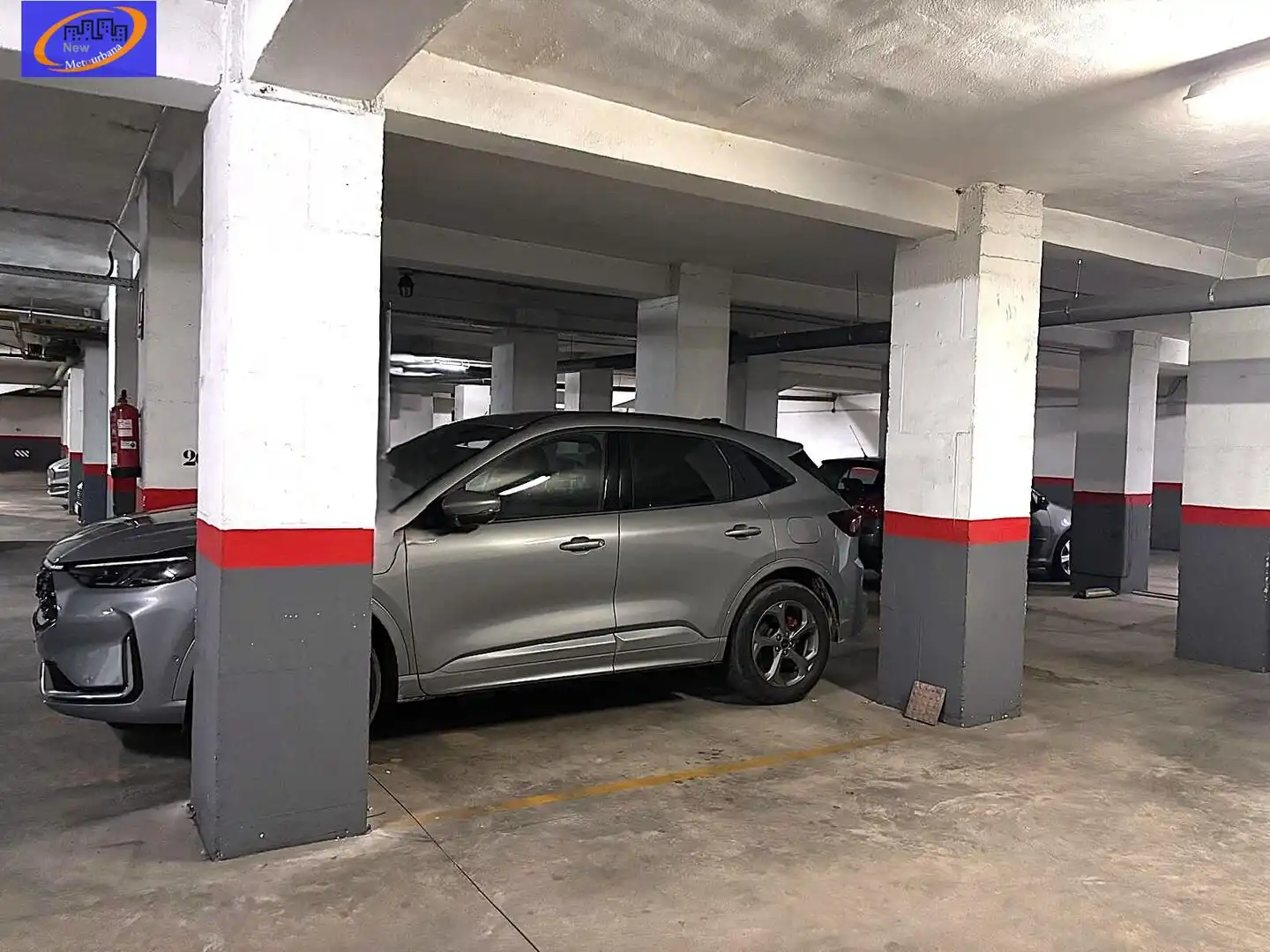 Parking of Flat for sale in Valencia  with Air Conditioner, Heating and Storage room