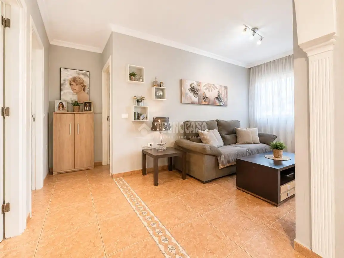 Wohnzimmer von Dachboden zum Verkauf in Candelaria mit Terrasse