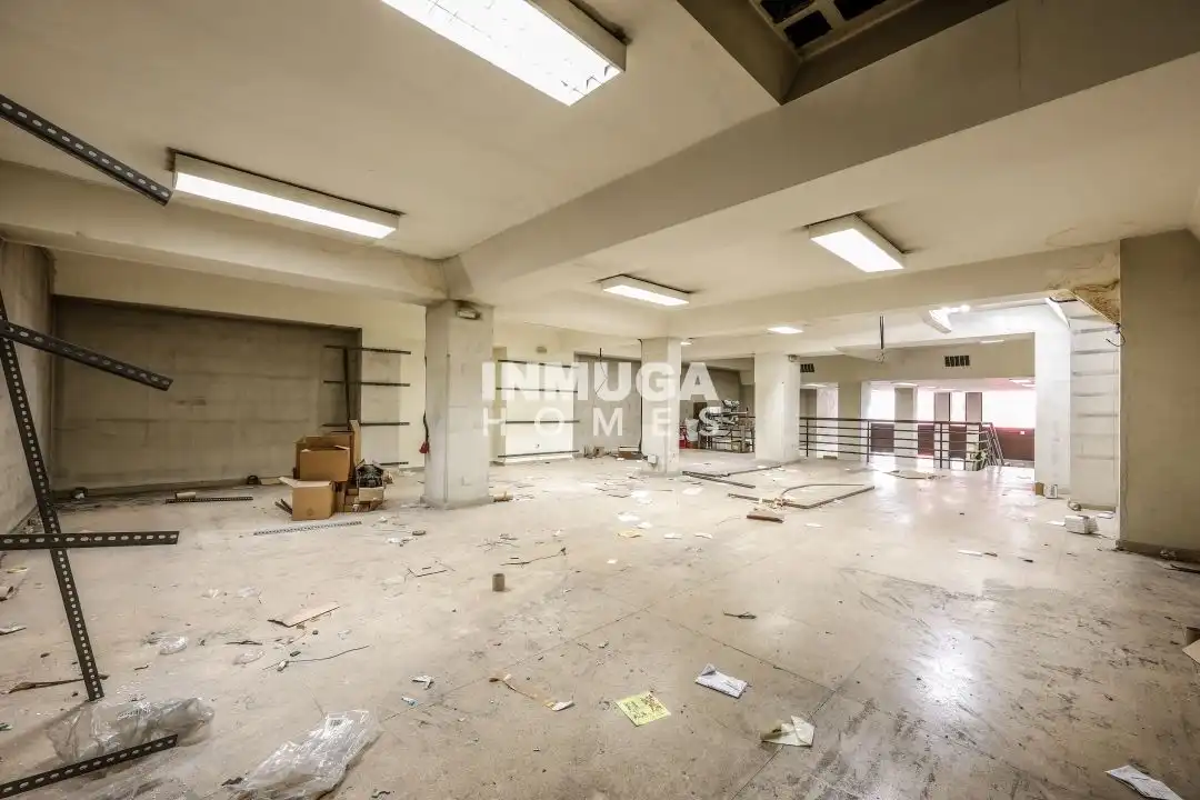 Commercial properties for sale in Madrid  with Air Conditioner