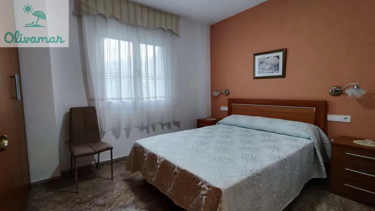 Dormitori de Casa o xalet en venda en Oliva amb Moblat