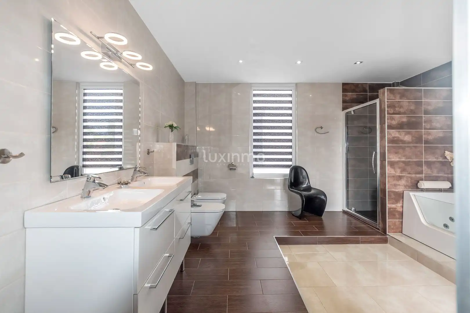 Bathroom of Houses for sale in L'Alfàs del Pi  with Air Conditioner, Heating and Terrace