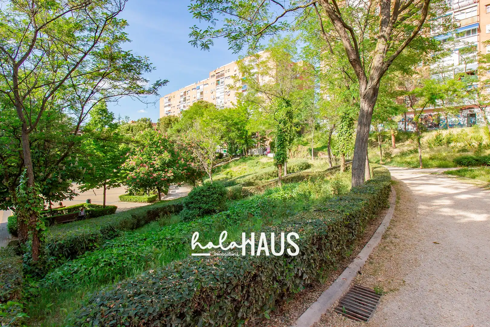 Exterior view of Flat for sale in Madrid  with Air Conditioner, Heating and Storage room