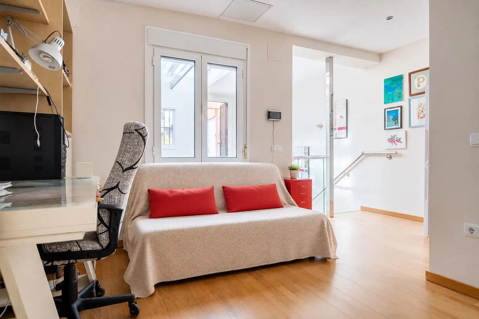 Living room of Houses for sale in Sevilla  with Air Conditioner, Terrace and Alarm