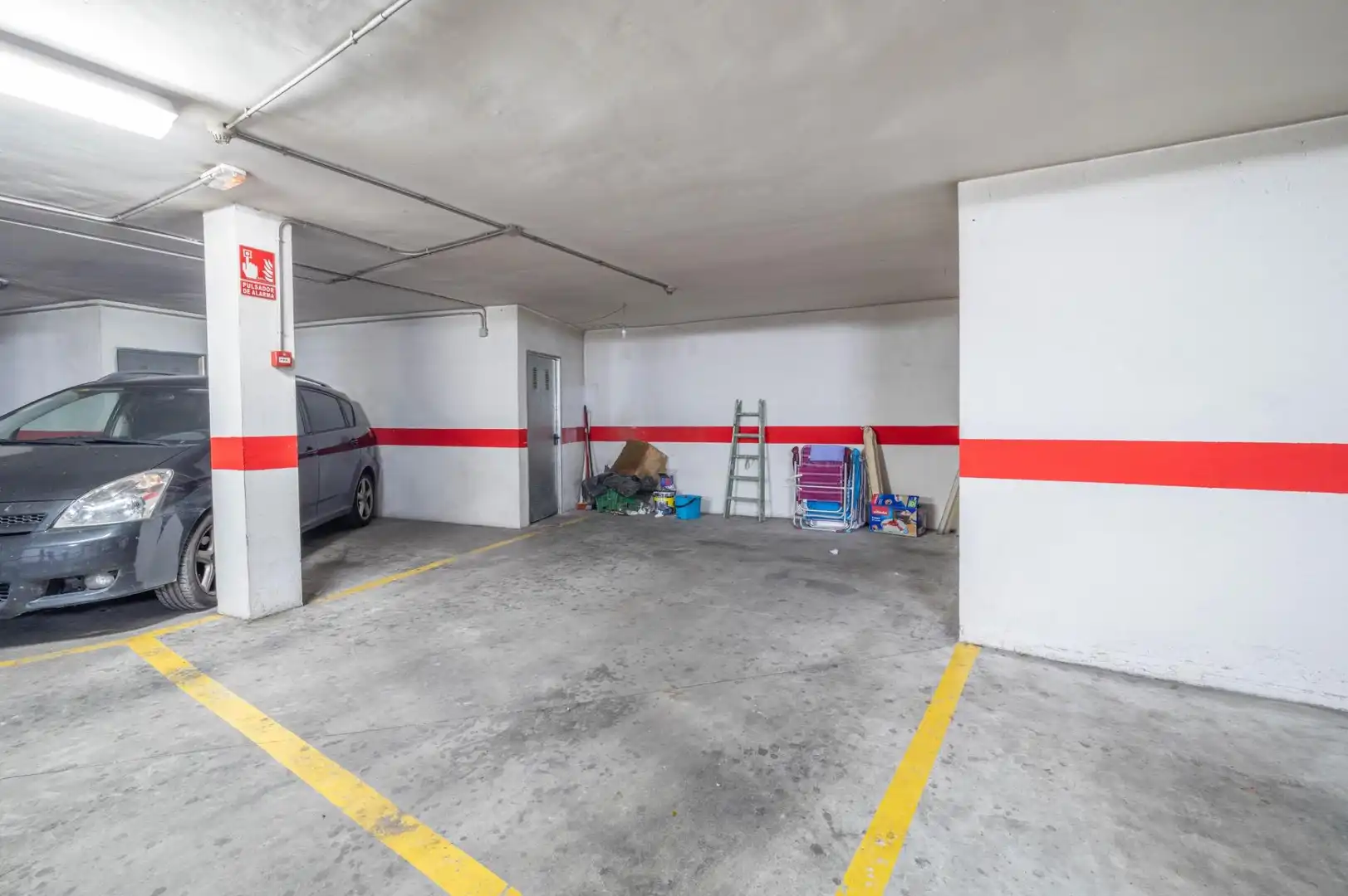Parking de Ático en venta en Armilla con Aire acondicionado, Trastero y Amueblado