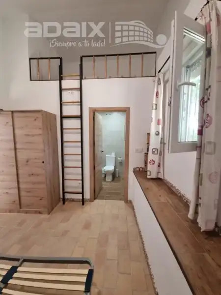 Baño de Piso de alquiler en Lucena con Amueblado, Lavadora y TV