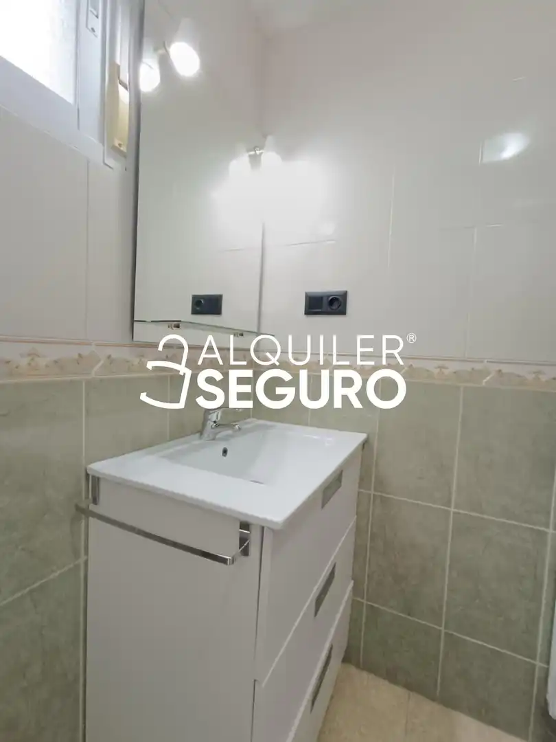 Bathroom of Houses for rent in Los Robles  