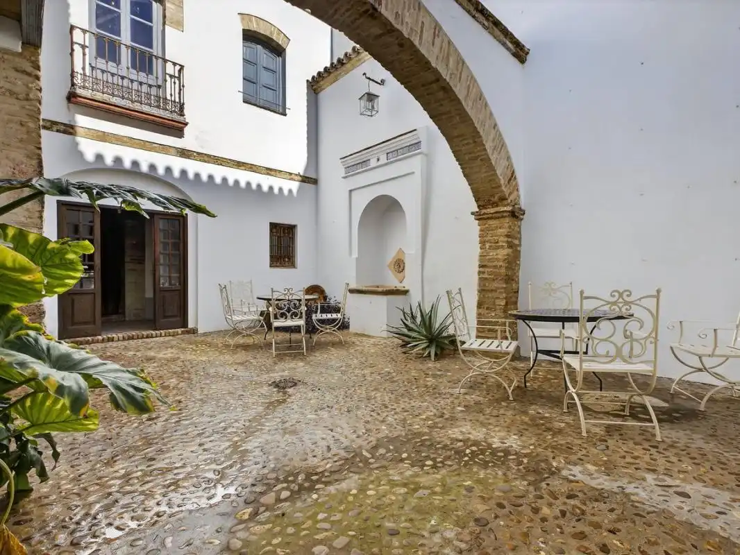 Garden of Houses for sale in Carmona  with Heating, Storage room and Swimming Pool