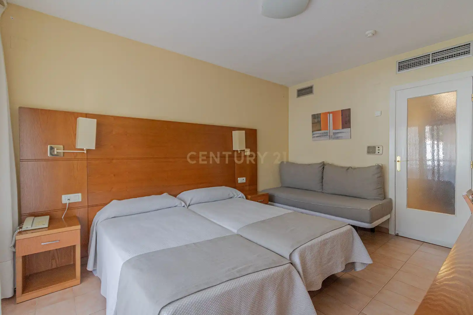 Dormitori de Apartament en venda en Calpe / Calp amb Aire condicionat, Jardí privat i Forn