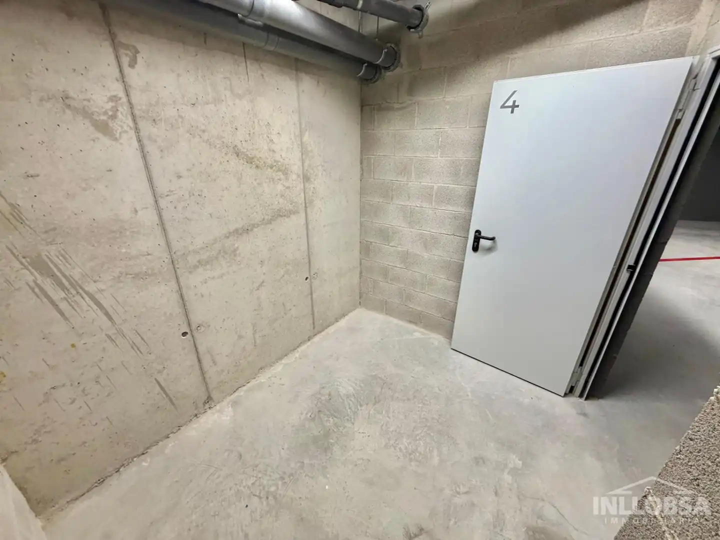 Traster de lloguer a Carrer Carrer València, Poble Nou