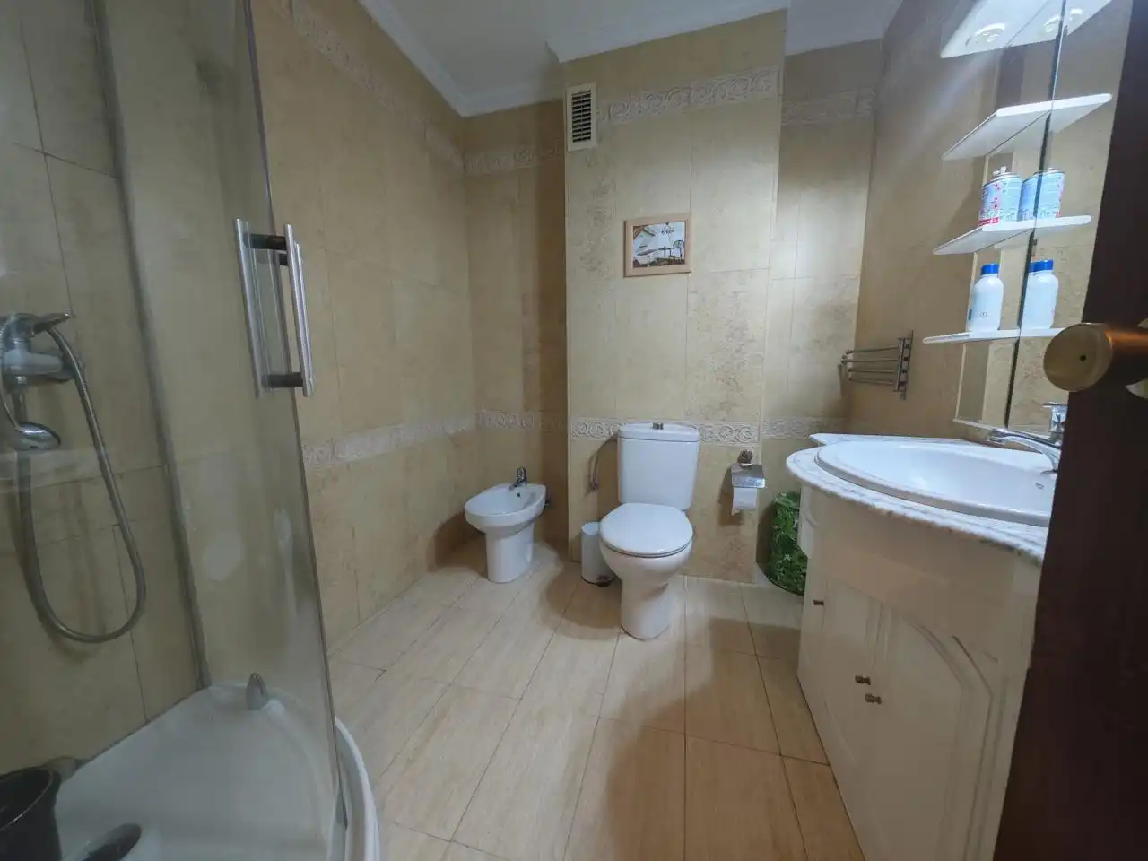 Bathroom of Flat for sale in Plasencia  with Furnished