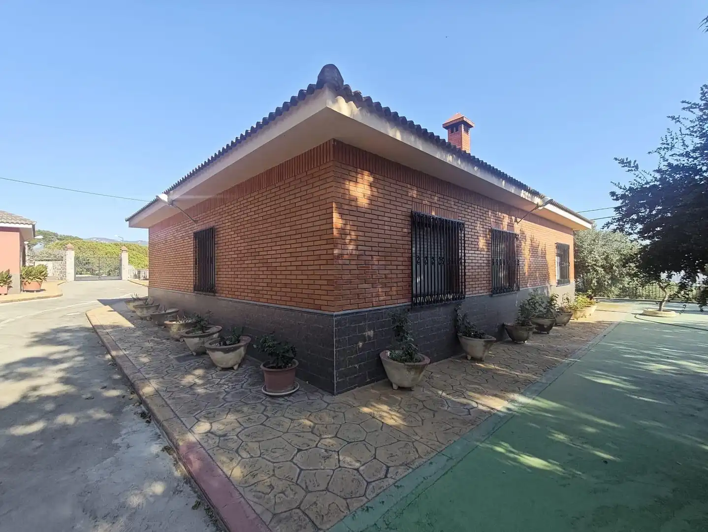Exterior view of Country homes for sale in Sax  with Private garden, Storage room and Swimming Pool