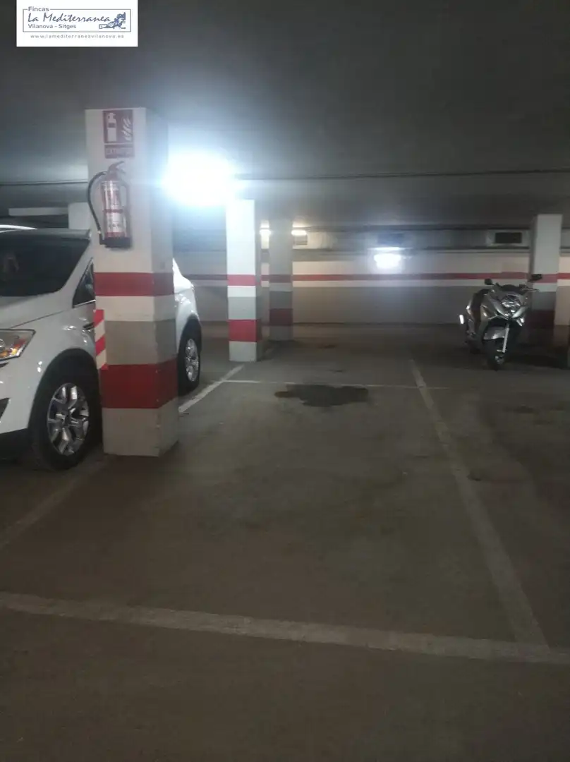Aparcament de Garatge de lloguer en Vilanova i la Geltrú