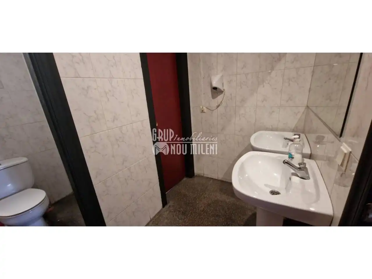 Bathroom of Industrial buildings for sale in Beniparrell