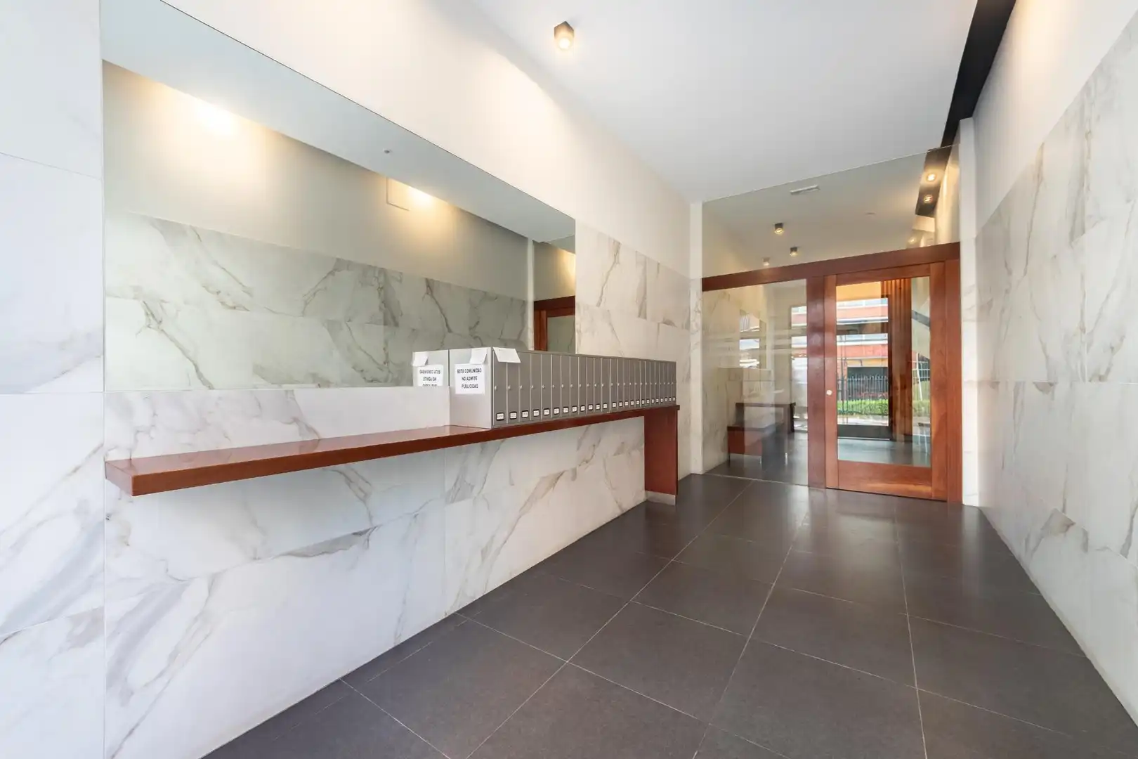 Flat with lift for sale in Calle de Rodríguez Arias, imagen 2