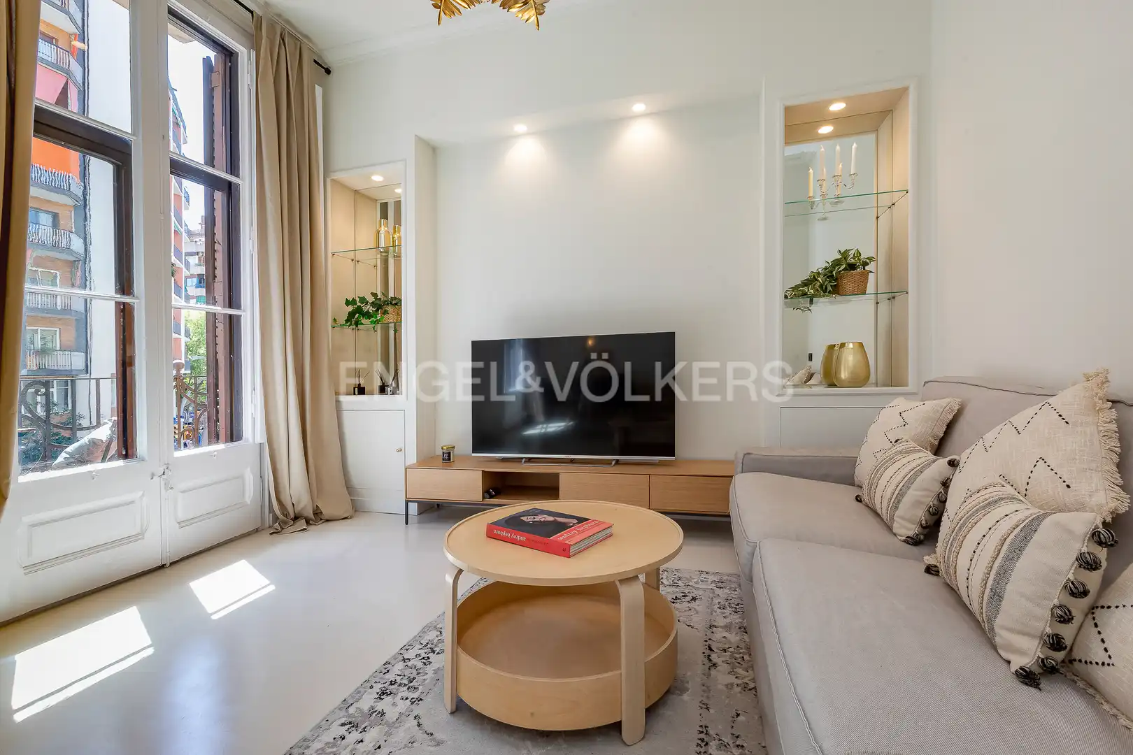 Sala de estar de Piso en venta en Barcelona con Aire acondicionado, Calefacción y Balcón