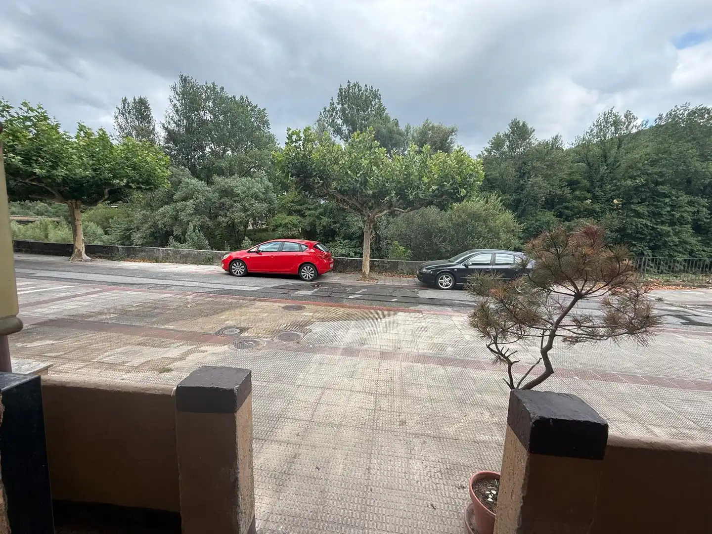 Parkplatz von Wohnung zur Miete in Colunga mit Heizung, Möbliert und Ofen