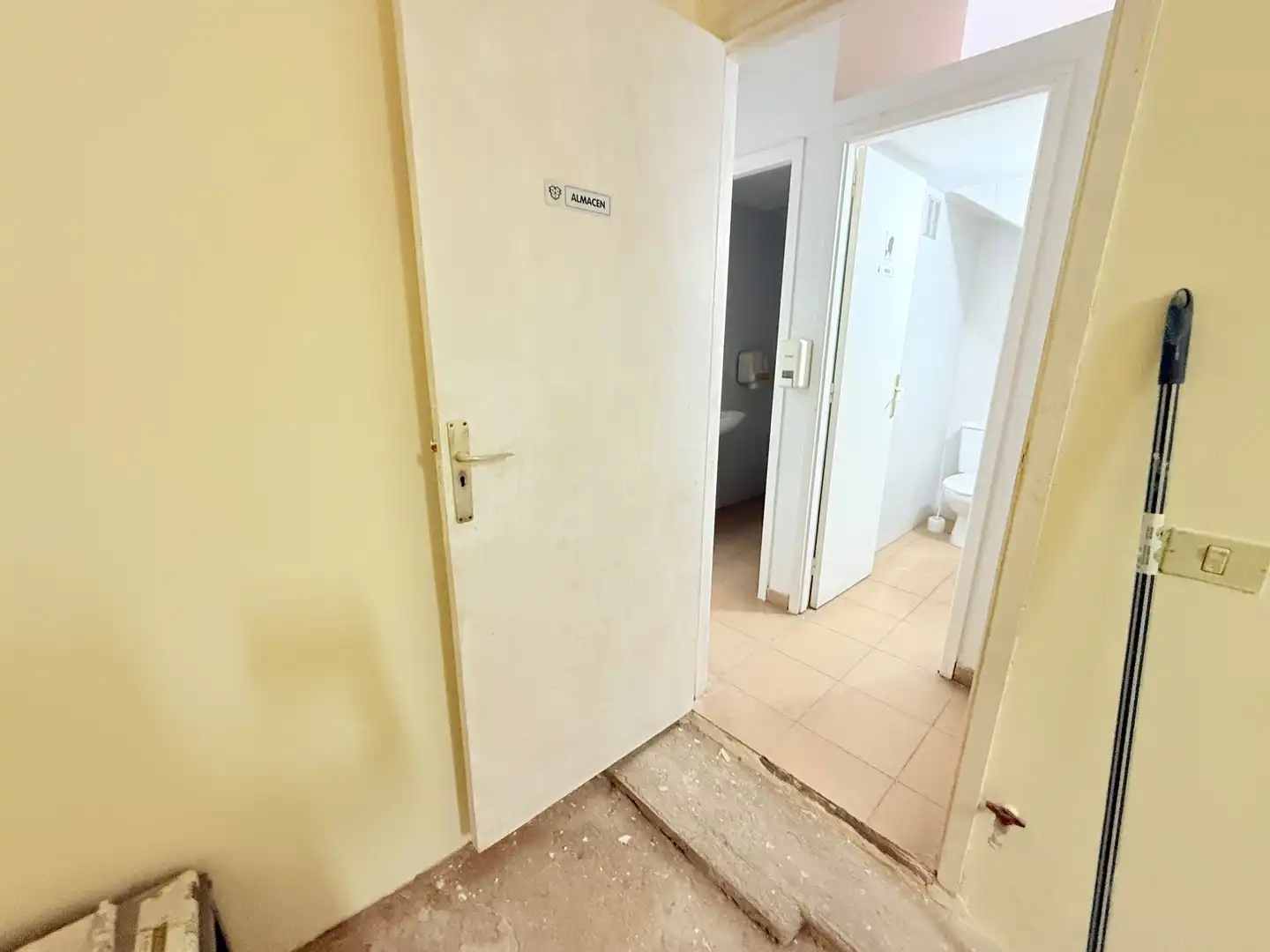 Local comercial en venda a De Blas Pérez Gonzalez, imagen 26