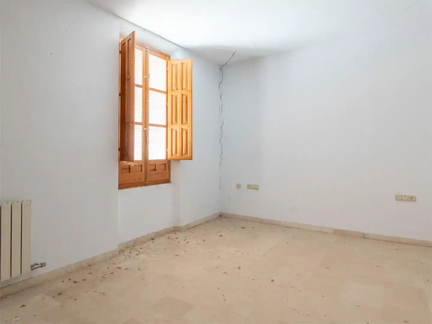 Habitación de Piso en venta en Granada con Jardín privado y Piscina