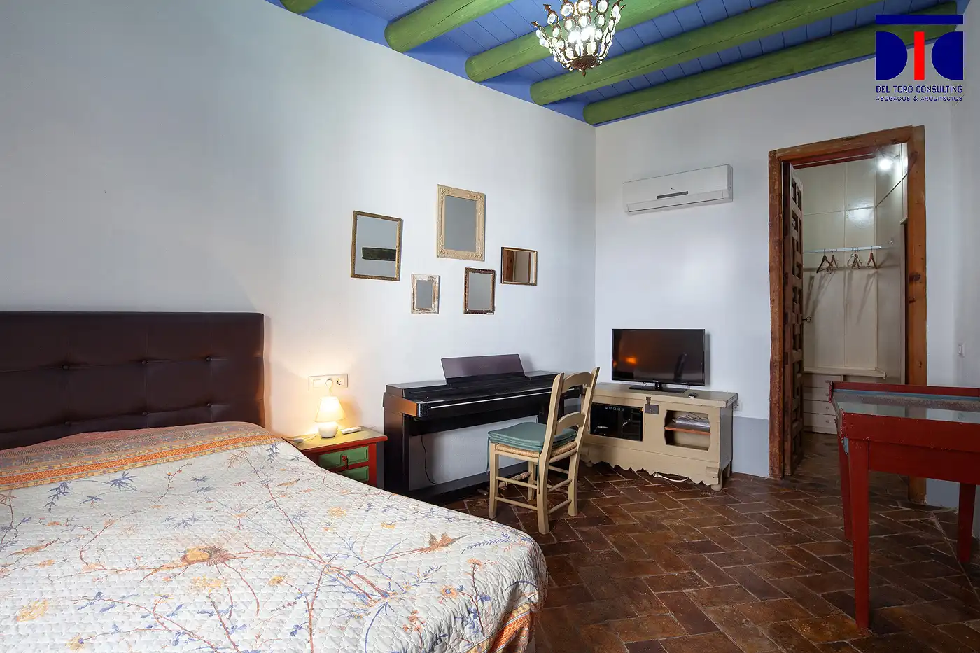 Habitación de Finca rústica en venta en Carmona con Aire acondicionado, Calefacción y Jardín privado