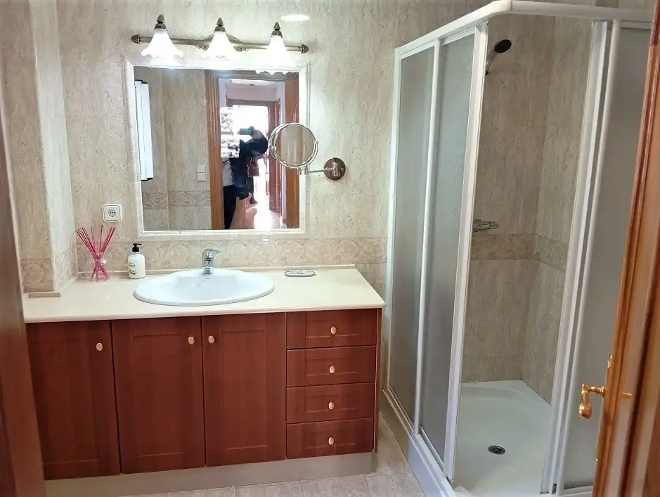 Baño de Casa o chalet de alquiler en Santa Pola con Calefacción, Terraza y Amueblado