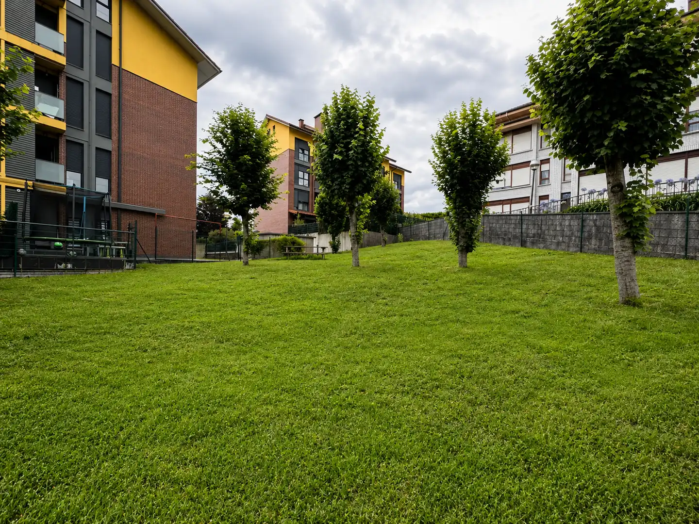 Piso de alquiler en Hazas de Cesto con Calefacción, Terraza y Amueblado