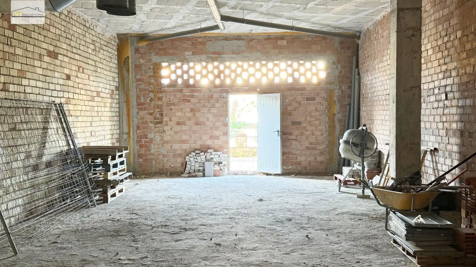 Premises for sale in Coín