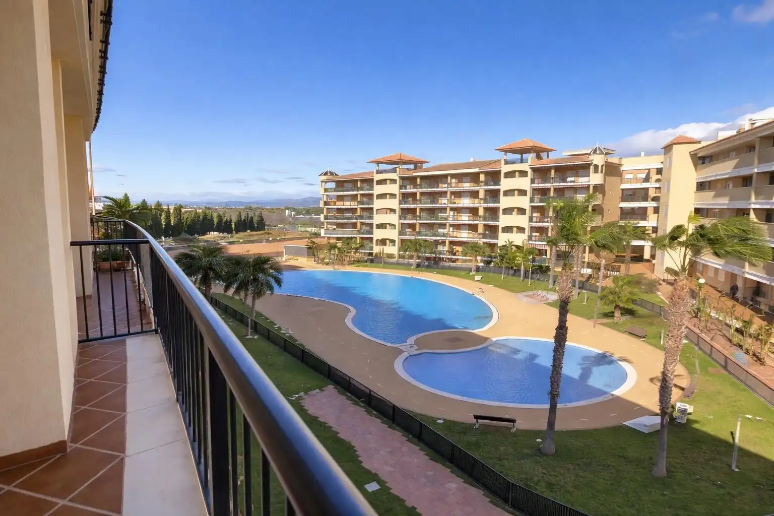 Piscina de Apartamento en venta en Canet d'En Berenguer con Aire acondicionado, Balcón y Piscina comunitaria