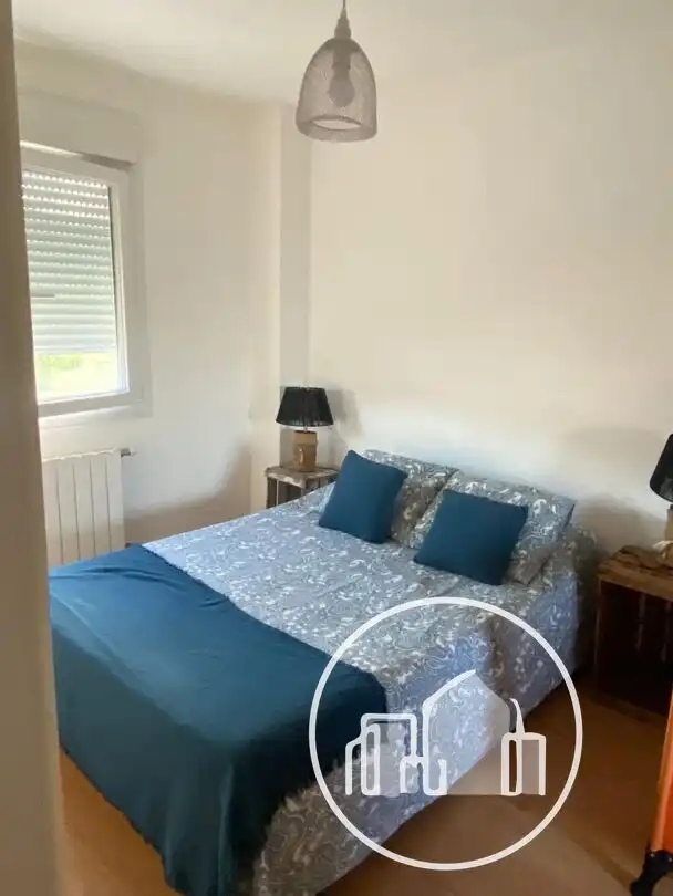 Habitación de Casa o chalet en venta en Villarcayo de Merindad de Castilla la Vieja con Calefacción, Jardín privado y Terraza