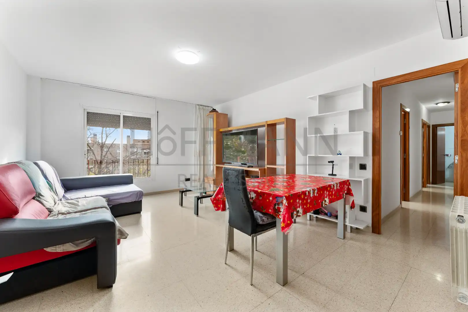 Living room of Flat for sale in Terrassa  with Air Conditioner, Heating and Furnished