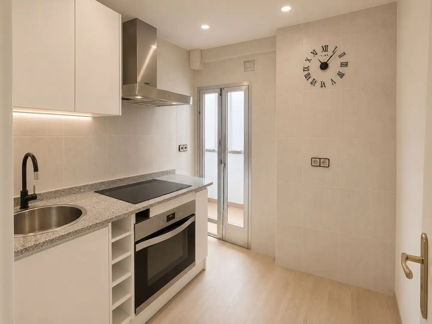 Cocina de Piso en venta en Madrid con Calefacción