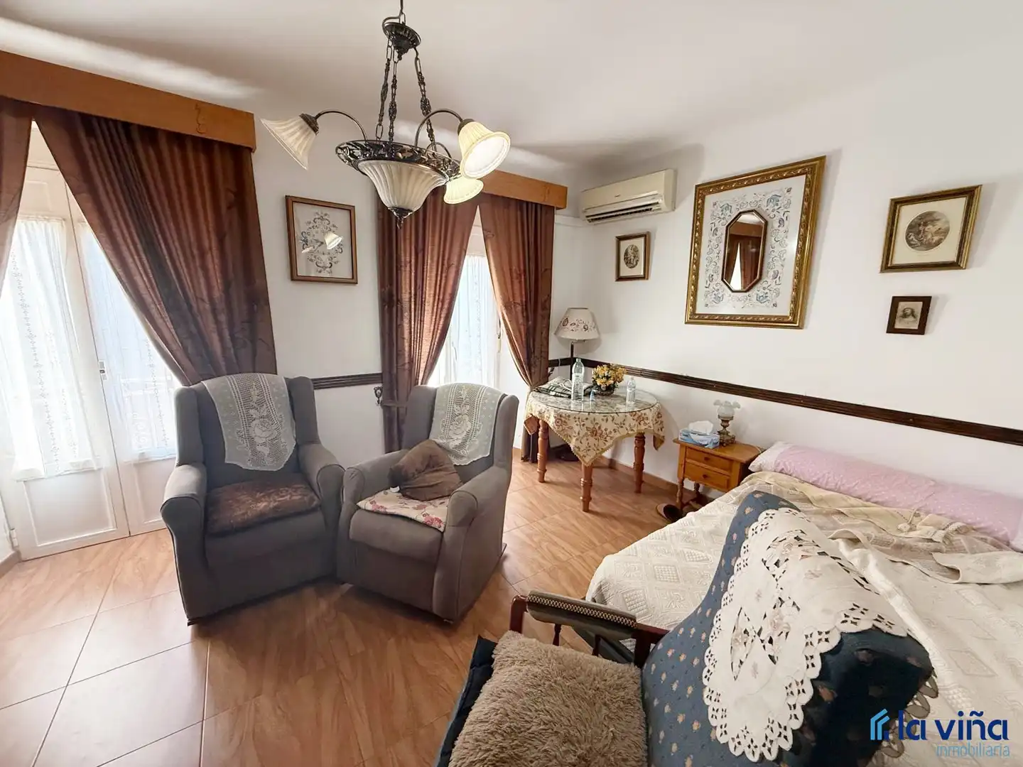Casa amb terrassa en venda a Alameda, imagen 2
