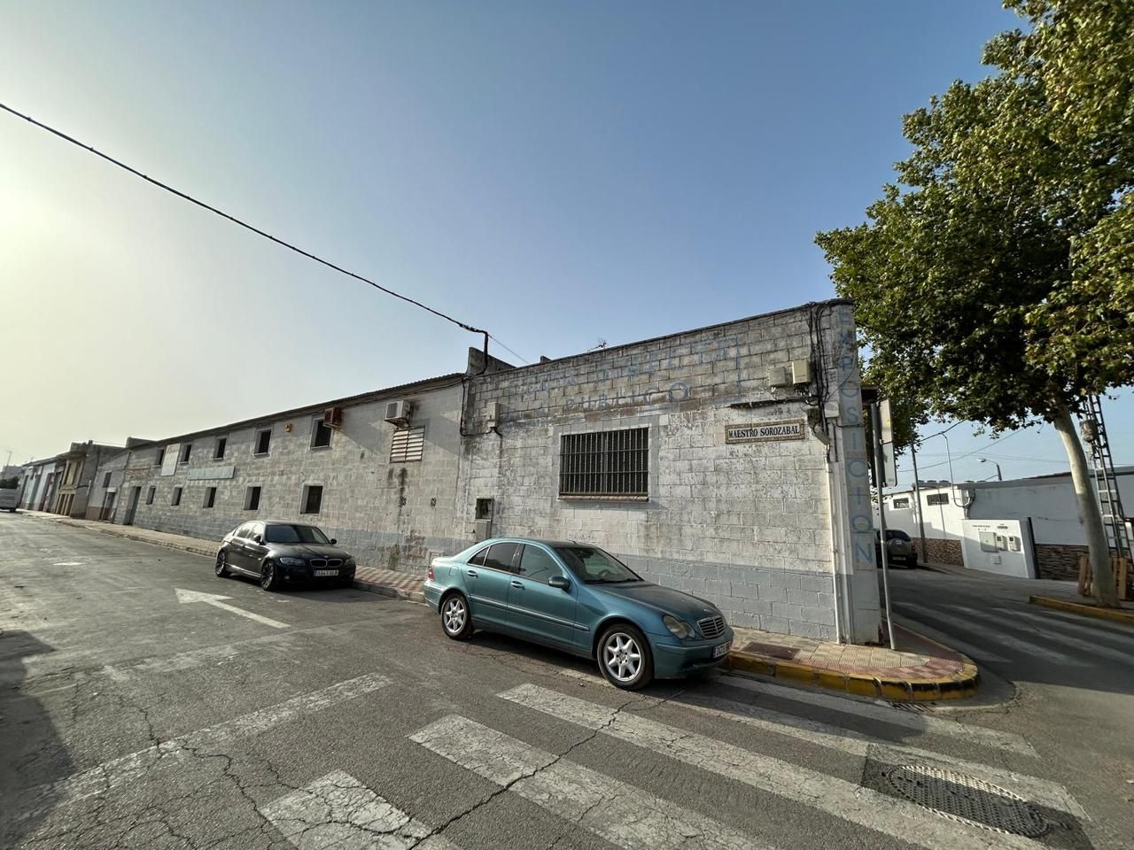 Exterior view of Industrial buildings for sale in Dos Hermanas