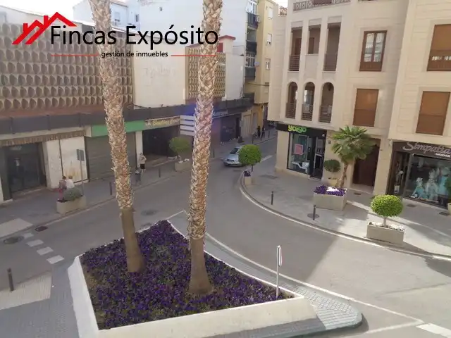 House for sale in Plaza Carmelitas 6