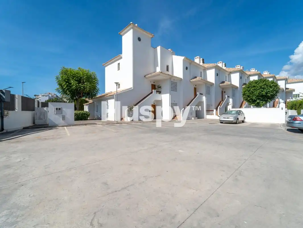 Casa aparellada amb terrassa en venda a Urbanizacion Arroyo Las Cañas, imagen 26