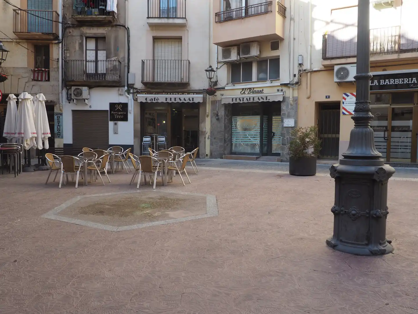 Wohnung zum Verkauf in Flix mit Terrasse, Abstellraum und Möbliert