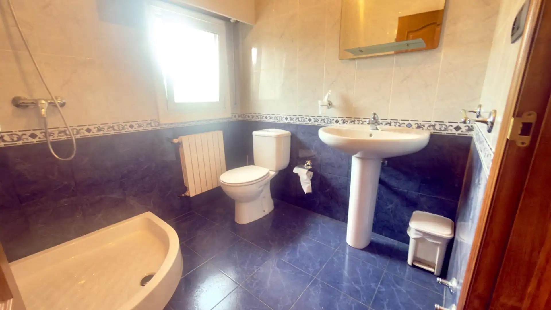 Baño de Casa o chalet en venta en A Peroxa  con Calefacción, Jardín privado y Terraza