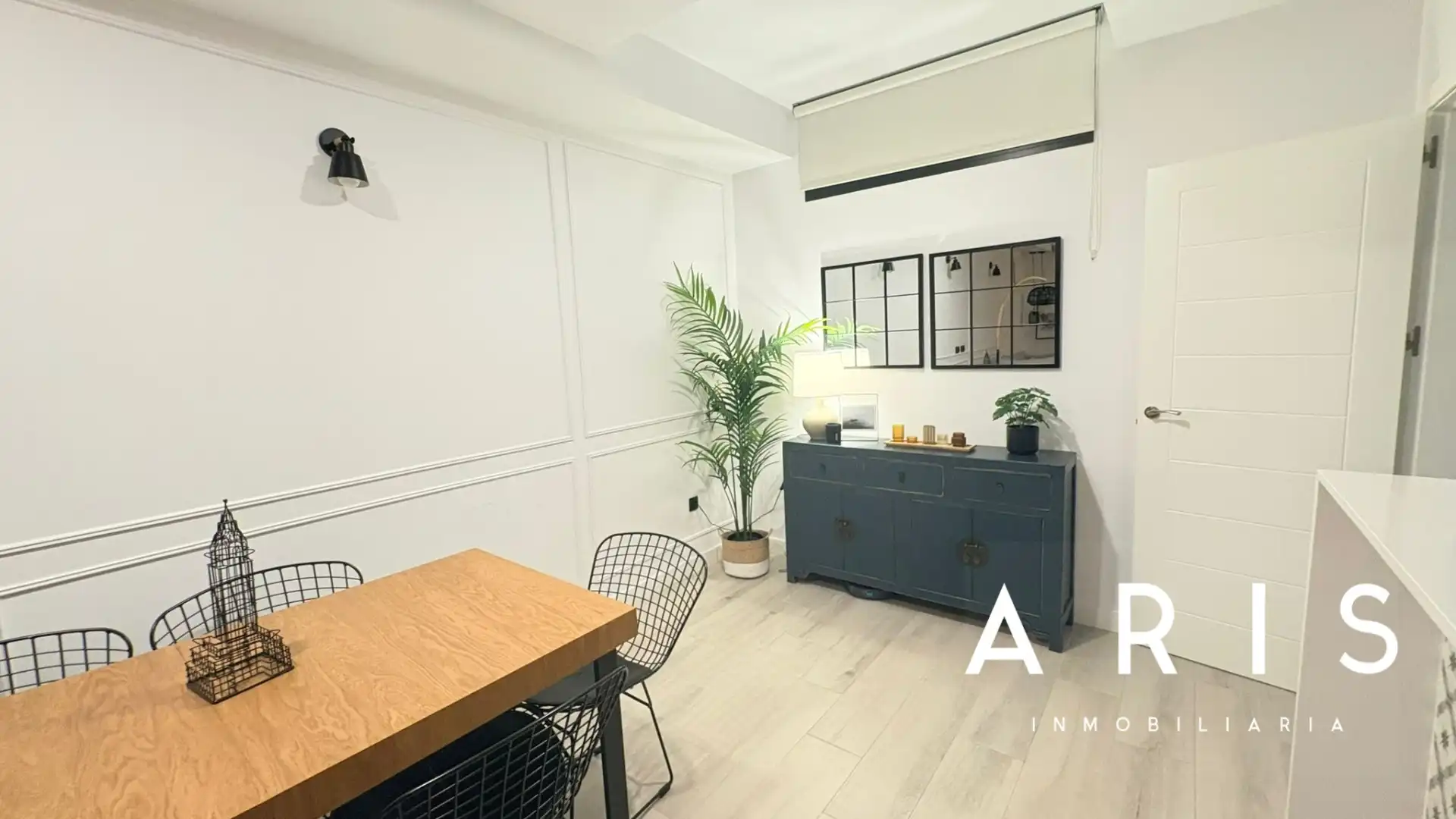 Comedor de Casa adosada en venta en Alhaurín de la Torre con Aire acondicionado, Jardín privado y Parquet
