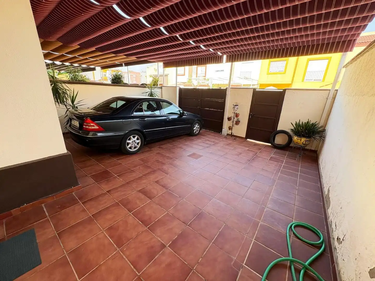 Aparcament de Casa adosada en venda en Olivares amb Aire condicionat, Calefacció i Terrassa