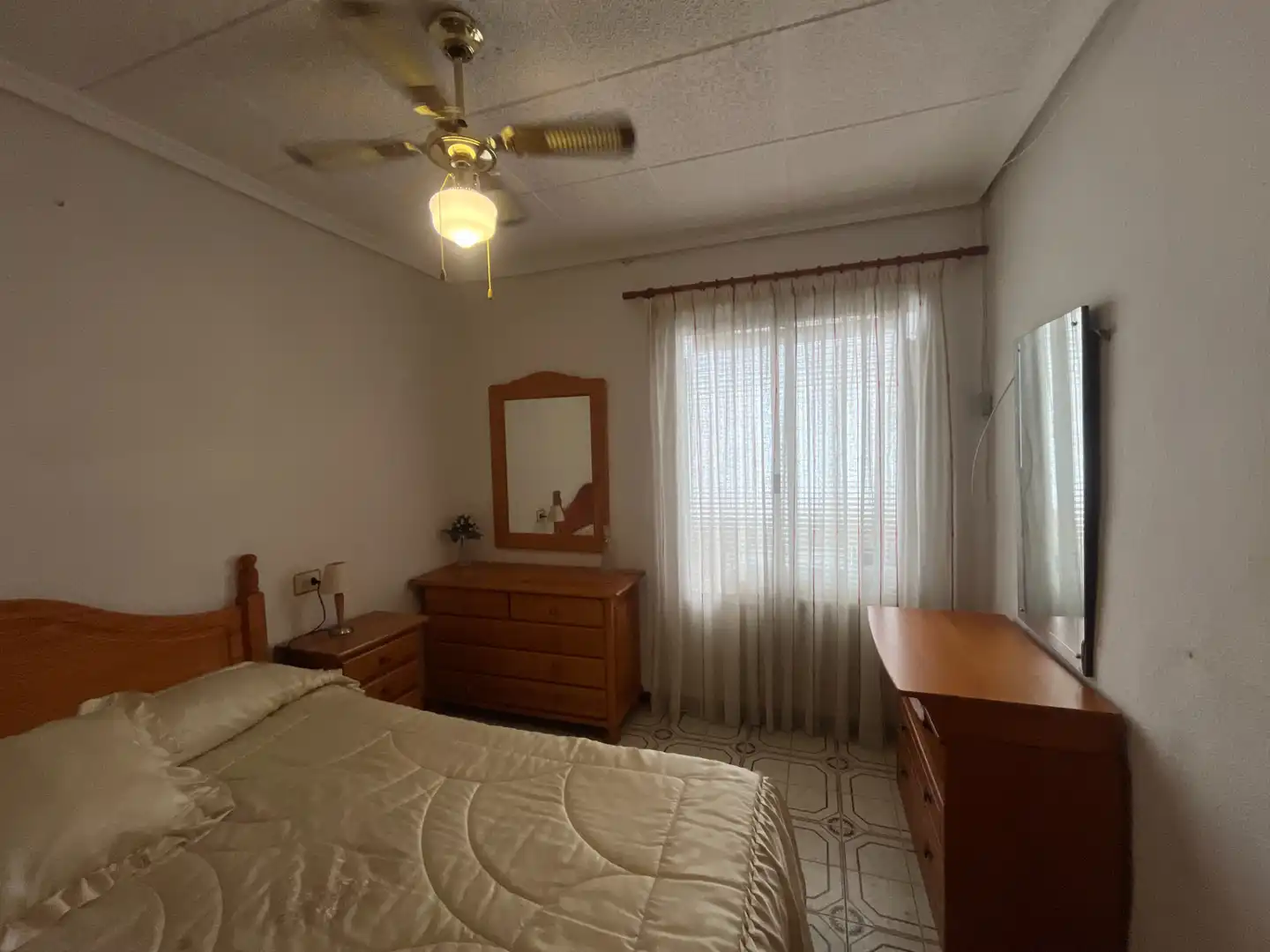 Habitación de Piso en venta en Sagunto / Sagunt con Amueblado, Horno y Lavadora