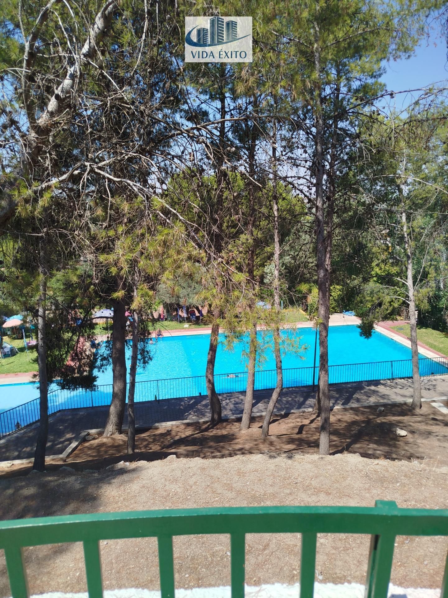 Piscina de Piso en venta en  Jaén Capital con Aire acondicionado, Calefacción y Jardín privado